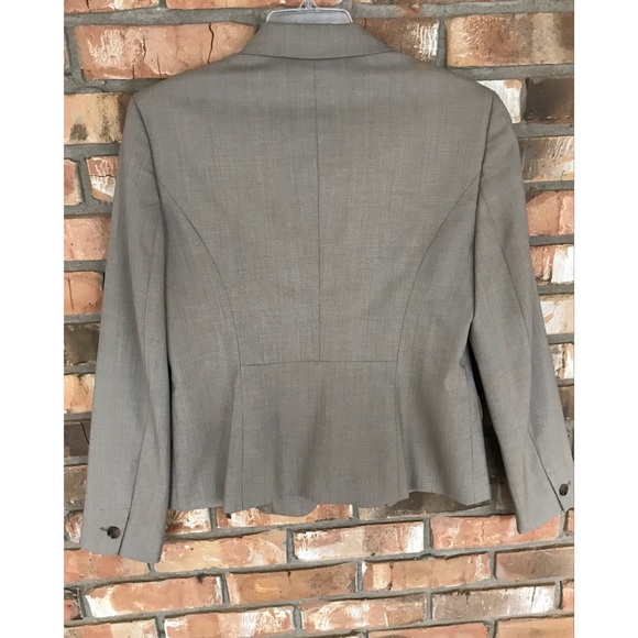 Jones New York Collection Women’s Tan Blazer  Size 8 - Picture 2 of 6